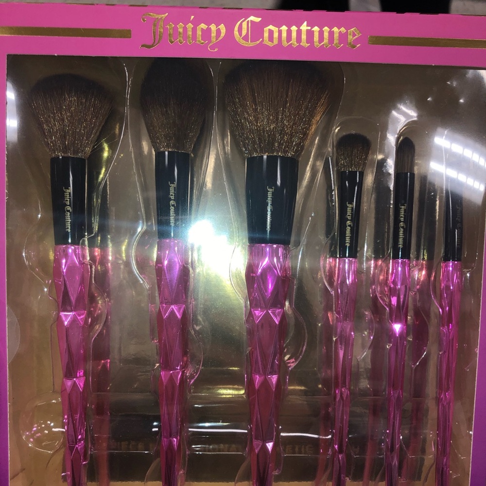 Juicy couture 6 piece brush set SOLD OUT ONLINE